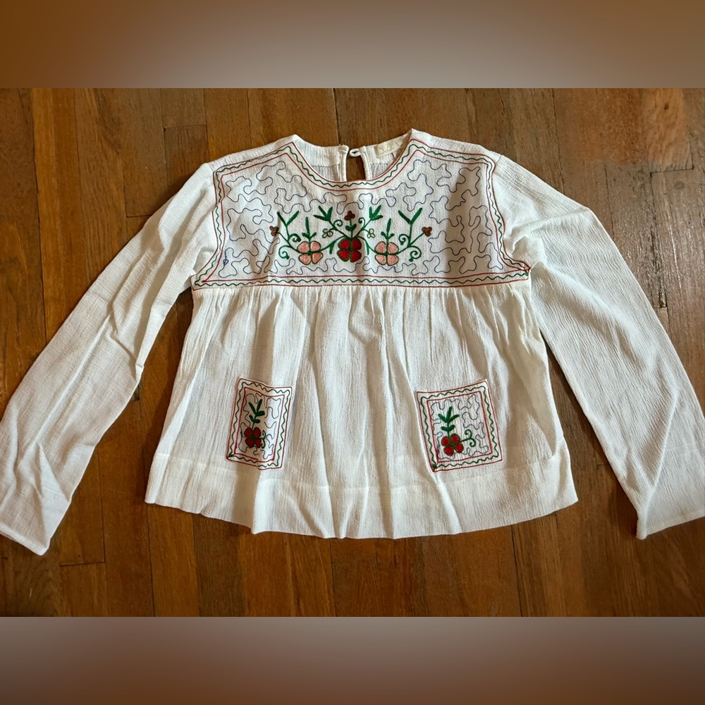 Suzi Kondi White Blouse with Floral Embroidery